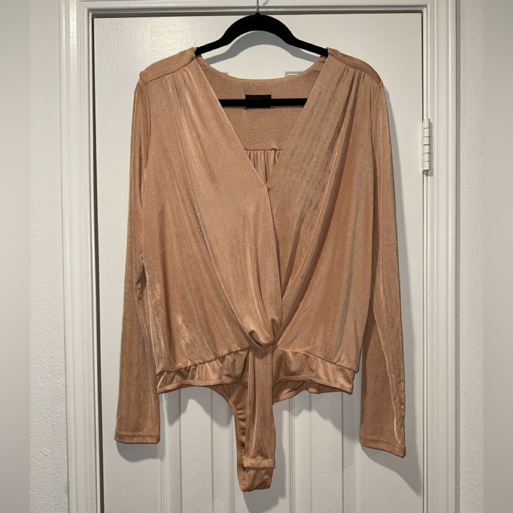 VICI - Draped V-Neck Long Sleeve Bodysuit (tan) Size XL